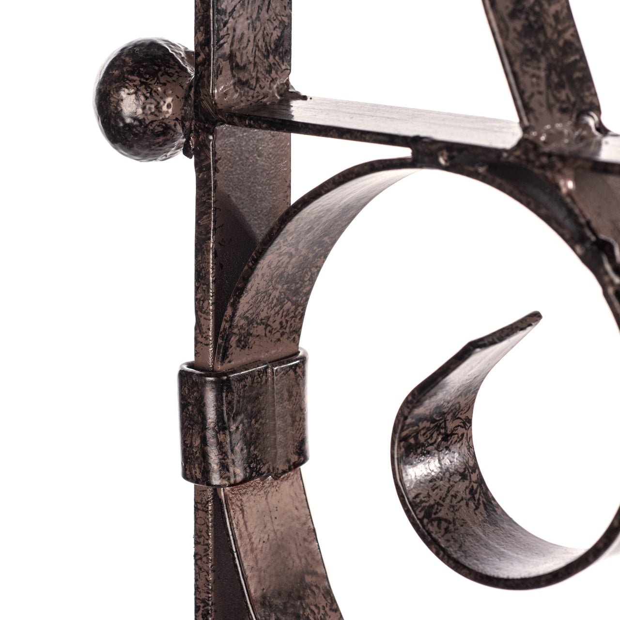 Scroll trellis with Scrollwork detail on H Potter Italian Iron garden trellis, welded iron craftsmanship