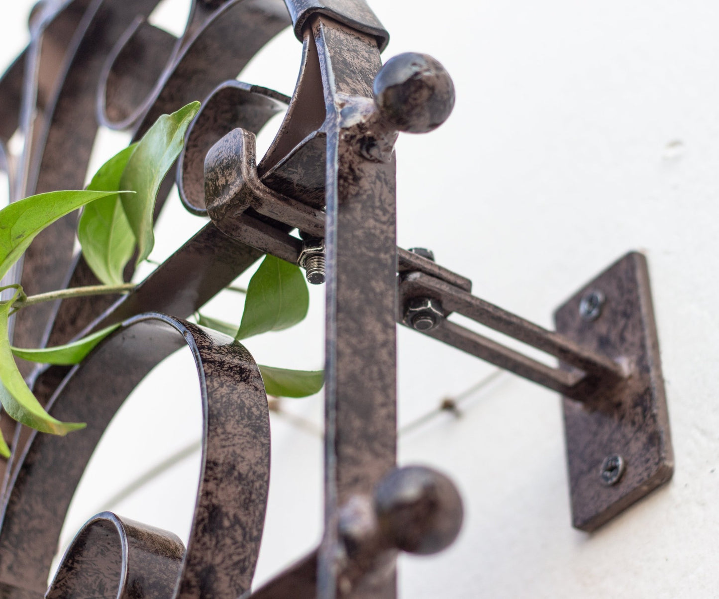 H Potter Large Italian Iron Garden Trellis Metal Wall Art with Mounting Brackets