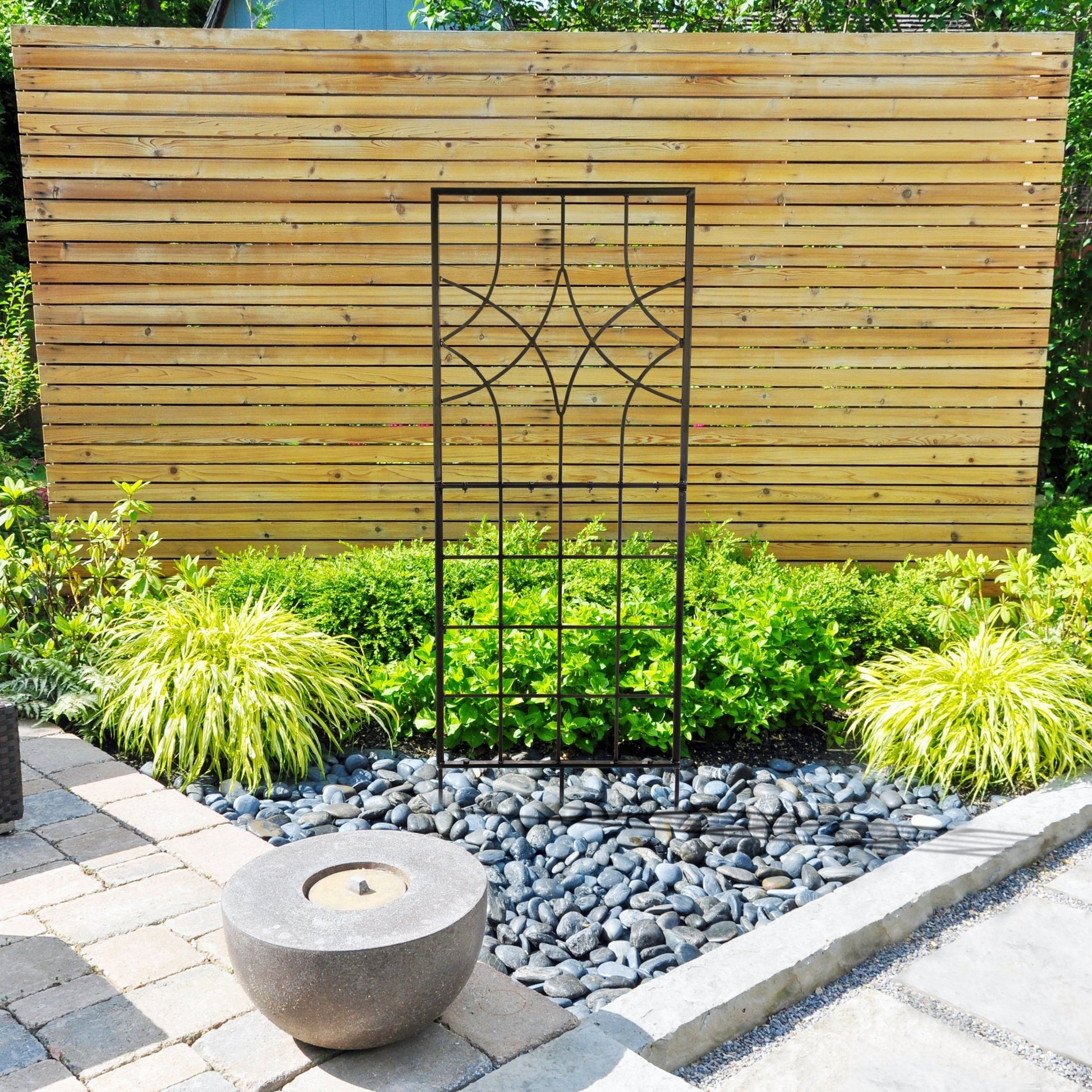 H Potter Geometric Iron Garden Trellis – Small 58