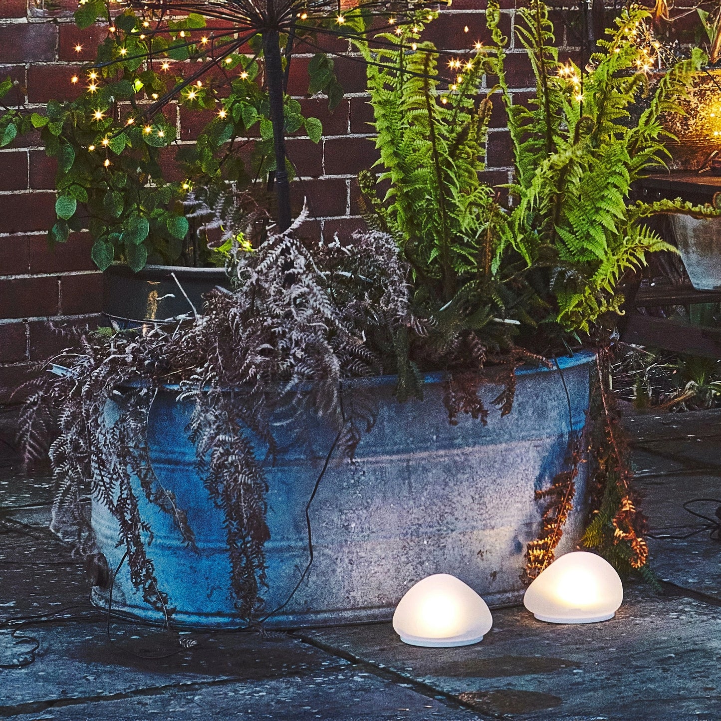 H Potter Solar Glass Riverstone Rock Light – Warm LED Outdoor Garden Accent (Large or Small)