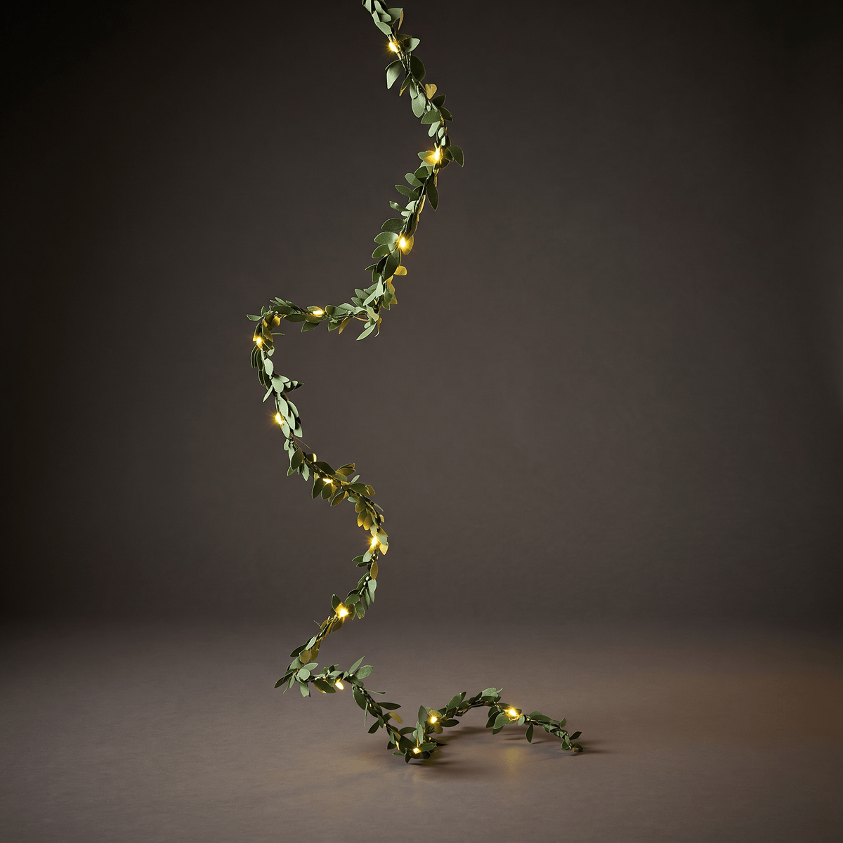 h potter green leaf string light indoor outdoor