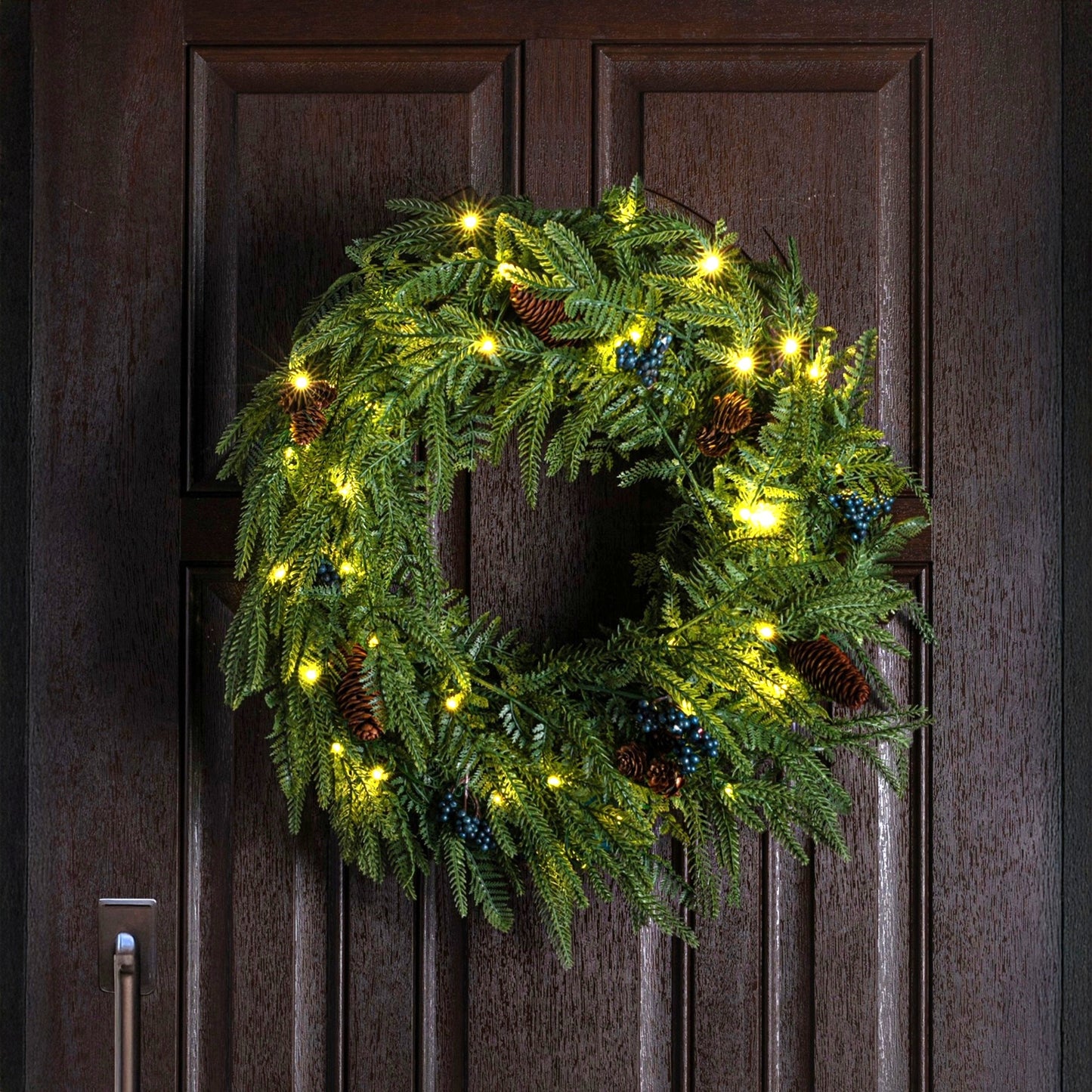 H Potter - Faux Hawthorne Evergreen Wreath & Garlands Set