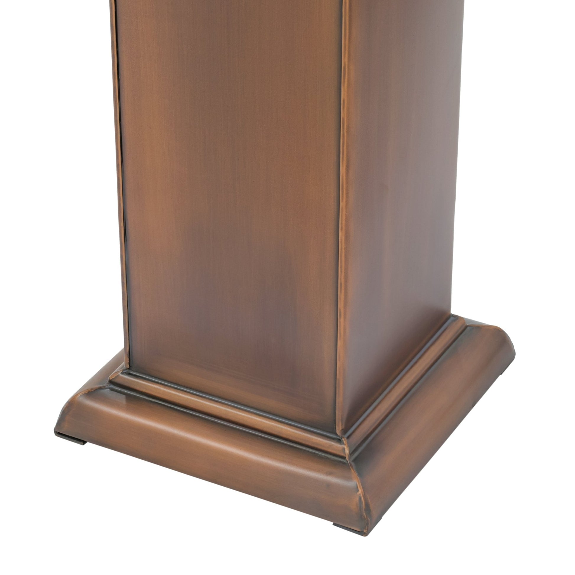 Close up of base of h potter planter 