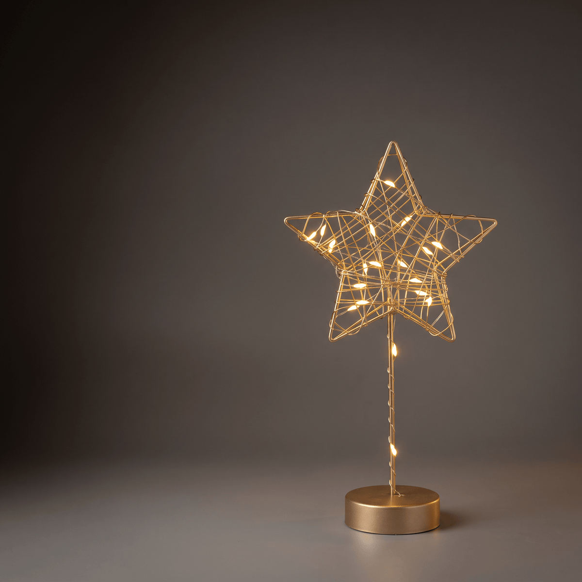 H Potter gold LED Christmas star tabletop light with 20 warm white LEDs
