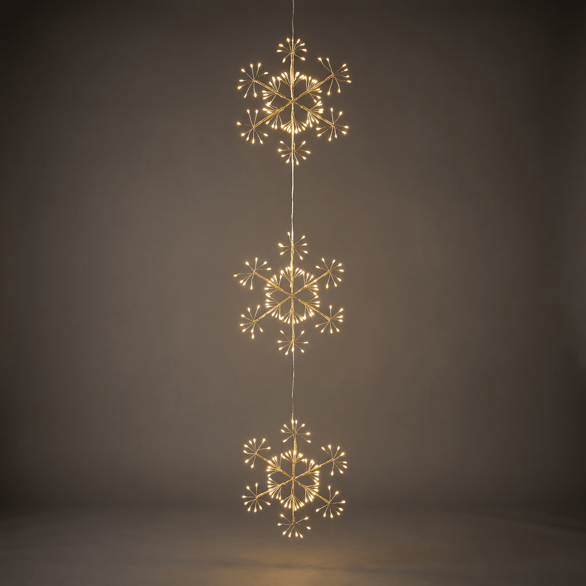 H Potter Winter Trio Snowflake – LED Hanging Christmas Decoration – 10" Diameter