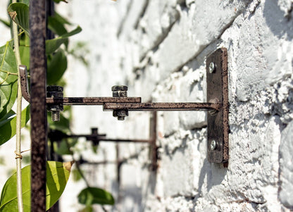 H Potter Diamond Wall Trellis with Wall Mounting Brackets