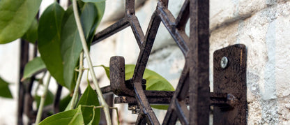 H Potter Diamond Wall Trellis with Wall Mounting Brackets