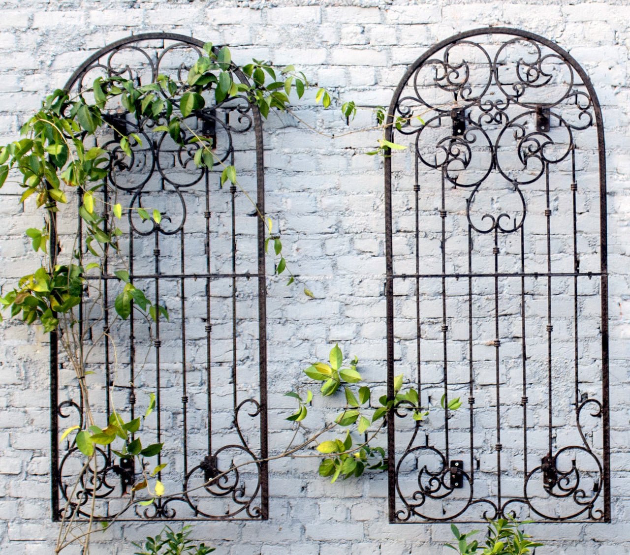 H Potter Metal Iron Scroll Wall Trellis Set of 2 with Wall Mounting Brackets