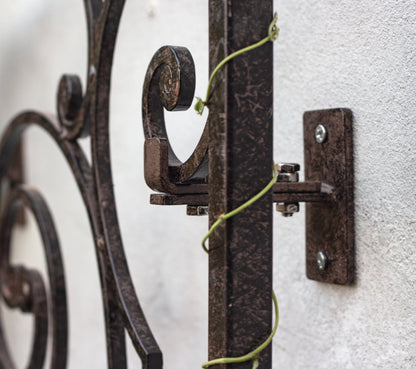 H Potter Wall Mounting Bracket