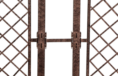 Double-hinge close-up on H Potter trellis screen, flexible panel connection for privacy setups